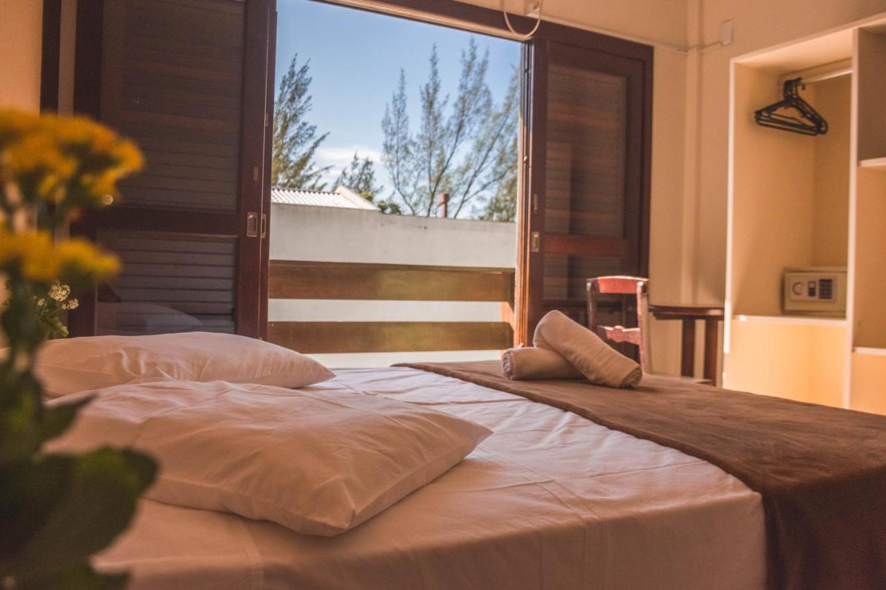 Hotel Pousada Capao Garopaba Bagian luar foto