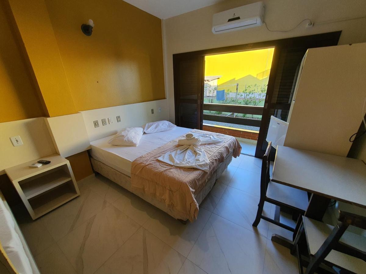 Hotel Pousada Capao Garopaba Bagian luar foto
